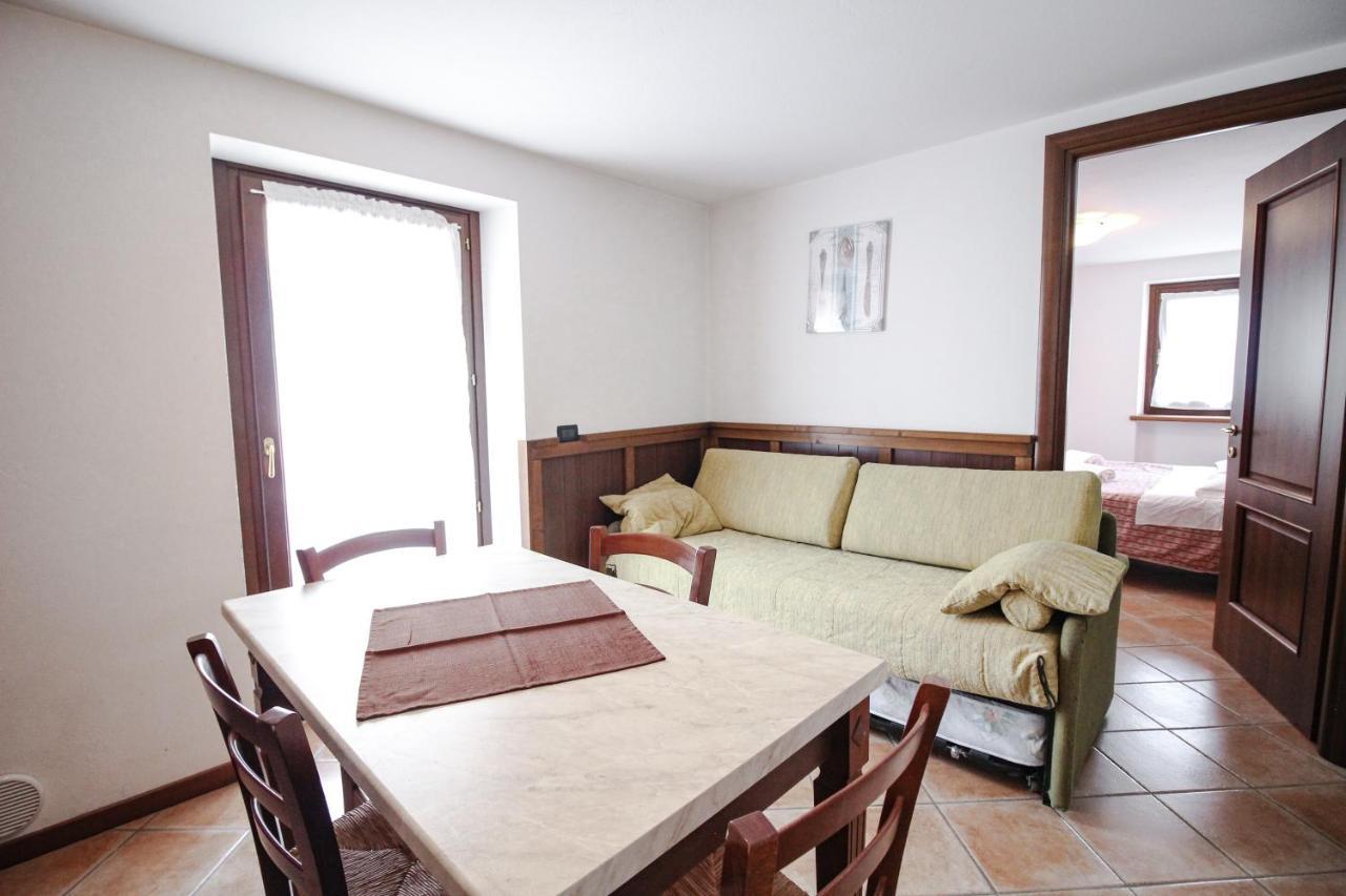 Residence Aquila - Bilo Punta Goa 布吕松 外观 照片